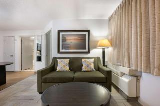 Sonesta Simply Suites Huntsville Research Park - 1