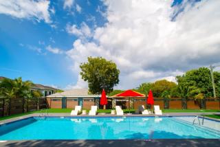 Arza Modern Escape - Stylish 1BR Apt Pool ad Gym - 4