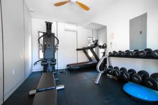 Arza Modern Escape - Stylish 1BR Apt Pool ad Gym - 1