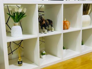 Landvue Stays Modern 2 Bed 2 Bath Apartment with free parking! - 5