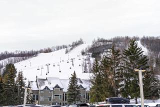 Chateau Ridge Retreat - Ski-In Ski-Out Winter Fun - 7