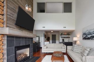 First Tracks Ski-In Ski-Out & Walk to Village - 3