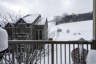 Slopeside Haven - Ski-In Ski-Out Adventure Base - 3