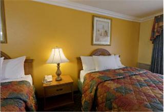 Best Western Harbour Inn & Suites Huntington - Sunset Beach - 3