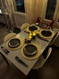 Cozy Apartment with Sauna Free WI-FI & Parking - 4