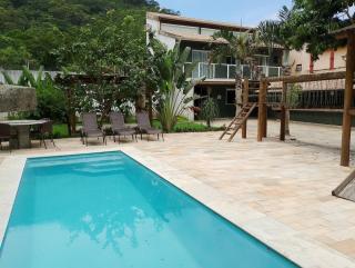 Casa na Praia com clima de Serra - 0