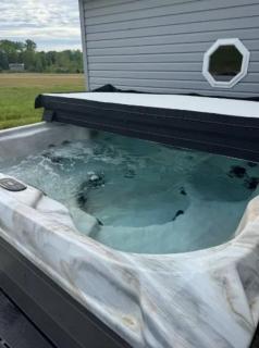 Doe Ridge – Hilltop Country Home with Hot Tub ➠ 2049 - 9