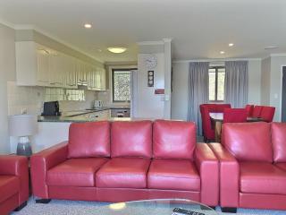 Summit Fourteen - Jindabyne Holiday Accommodation - 4