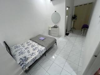 Zh homestay teluk batik - 8