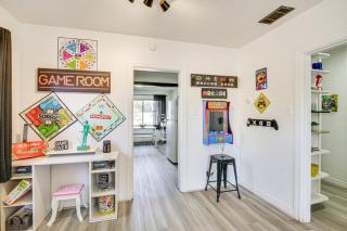 Time Machine Games Galore in Lubbock Home By TTU! - 2