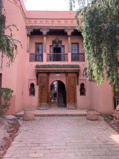 le cocon de la Palmeraie (Piscine et jardin) - 9