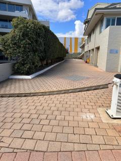 Scarborough Beach Front Resort - Shell Seven - 6