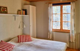 Two-Bedroom Holiday Home In Silverdalen - 4