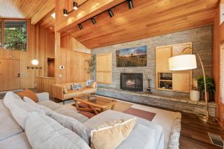 Modern Primrose - Spacious 3 BR Mountain Cabin, Decks, Game Room & Near Ski, Zoo & Golf - 5