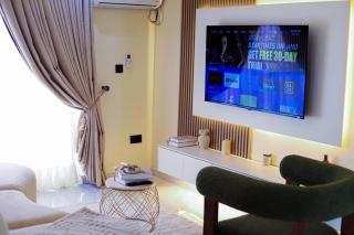 Luxury Penthouse 1BR, 3 Balconies Lekki Phase 1 - 0