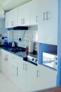 Luxury Penthouse 1BR, 3 Balconies Lekki Phase 1 - 1