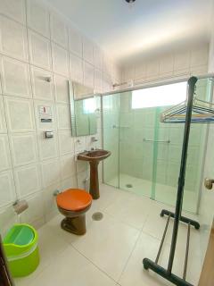 House with 4 en-suites with air conditioning and barbecue area - 3