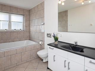 8 person holiday home on a holiday park in Bogense - 3