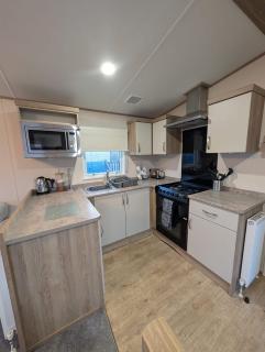Number 8 Sandpiper ,NEW 6 Berth Elegant Holiday Home Mill Rythe Hayling Island Free WiFi & Parking - 9