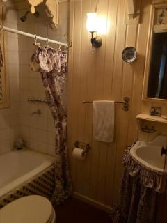 Lakeview Main House - 7