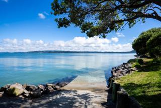 Harbourside Getaway - 7