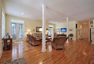 FS01: 1 Frank Sottile Lane - 7