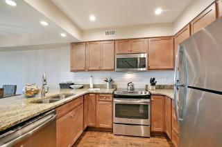 MWK12D: 12D Mariners Walk - 8