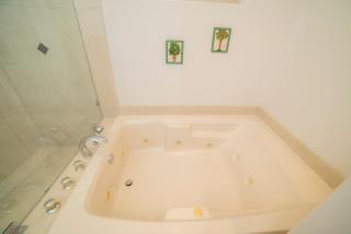 Bella Vista 2D 3 bdr 3 1 and half bath - 1