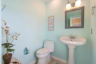 PB17: 17 Pelican Bay - 6