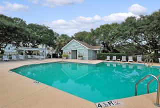 PB48: 48 Pelican Bay - 3