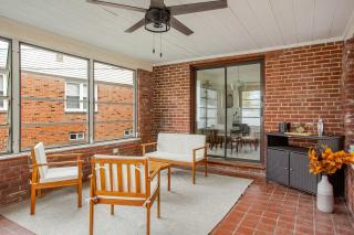 Elegant Spacious Retreat Perfect For Families - 5