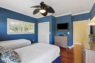 AB15: 15 Atlantic Beach - 1