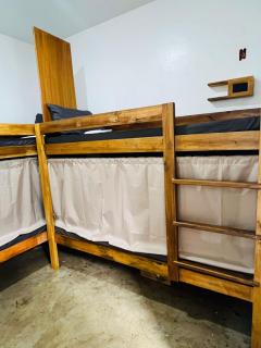 Pugad Hostel, El Nido - 2