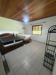 Casa com piscina há 1h30 de São Paulo - Porangaba - 2