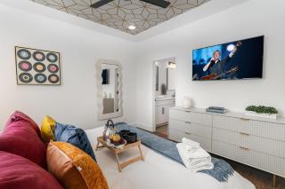 Painted Note - Rooftop Hot Tub - Mins to Broadway - 7