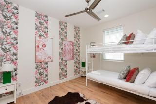 Citrine-Private Patio & Balcony-Near Germantown - 7