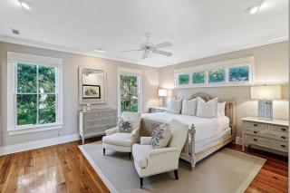 EA1A: 1A Eugenia Avenue - 1