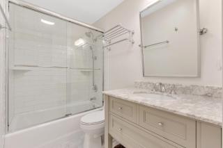 FR477: 477 Fiddlers Reach - 1