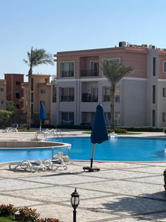 Modern Cozy Apartment in Sunny Village ,Prime Location, aqua park ,Pool Access - 5