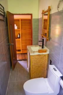 Forest Home Phu Quoc is located beside the forest and on a hillside - 4