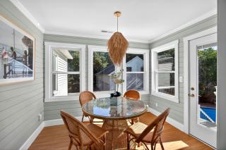 AV4-22: 4 22nd Avenue - 5