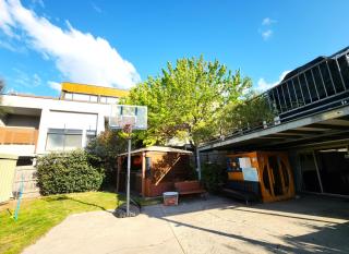 Aloha Bayside Private guest room sleeps 5 with free parking - 2