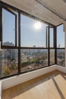 Flowers in full bloom - 4