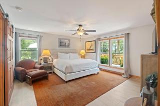 WW2403: 2403 Waterway Blvd. - 2