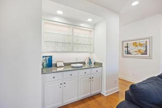 RC2431: 2431 Racquet Club - 6