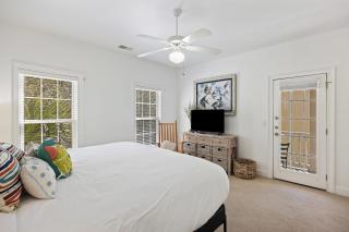 RC2431: 2431 Racquet Club - 4