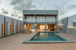 Casa de praia pé na areia, alto padrão, 07 quartos - 7