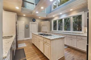 LOW374: 374 Low Oak Woods - 6