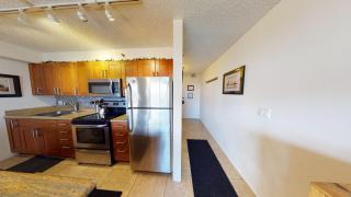 Waikiki Banyan Plumeria Suite - 4