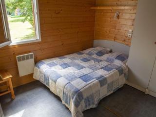 Chalet Accessible avec Terrasse – 2 Chambres à Naucelle - API-1-52-311 - 5